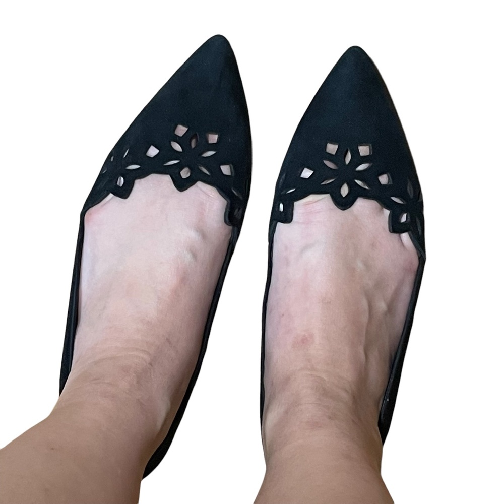 Ralph Lauren Allayana Suede Flats 4 Sheepskin Leather Floral Laser Cut Pointed